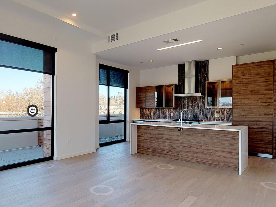 1st image of 219 Saint Paul St #219
