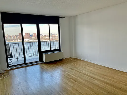 Rented by Compass | media 37