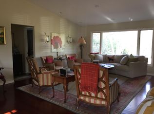 101 Norman Ridge Dr, Bloomington, MN 55437