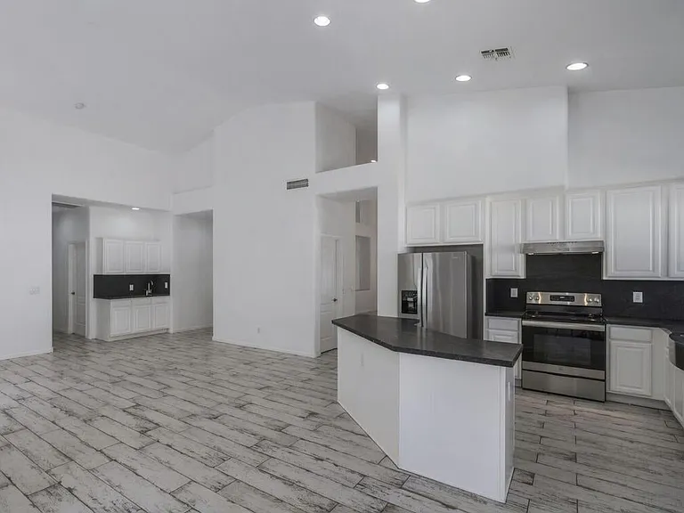 6530 E Montreal Pl — Photo 9