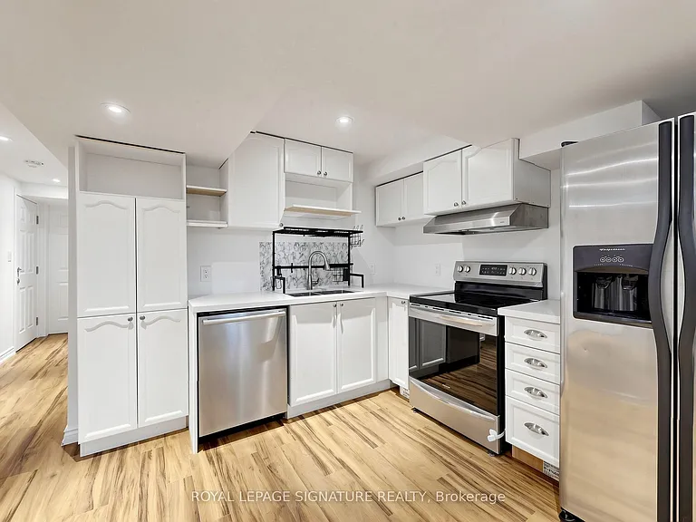 218 Paxton Cres #BASEMENT — Photo 9