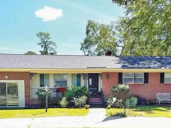 1800 Woods Dr, Florence, SC 29505