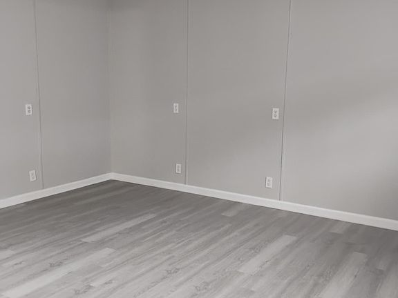 4th image of 110 N Michigan St Lot 107