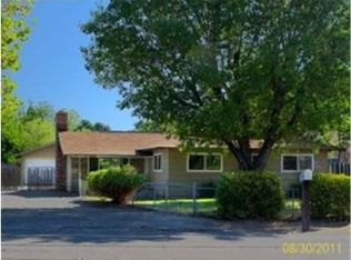 4425 E Bonnyview Rd, Redding, CA 96001