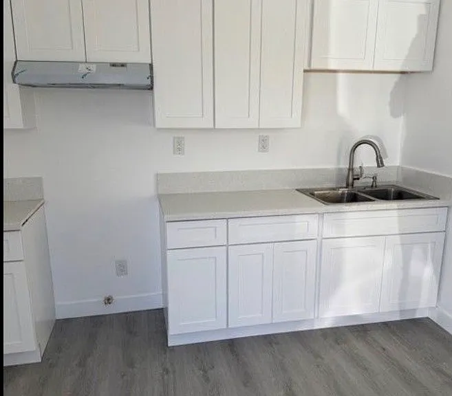 7134 Granger Ave #6 — Photo 2