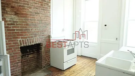 Rented by Best Apartments North Inc