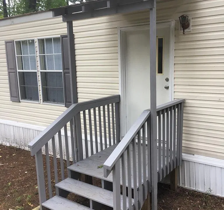 168 Pinner Rd #4