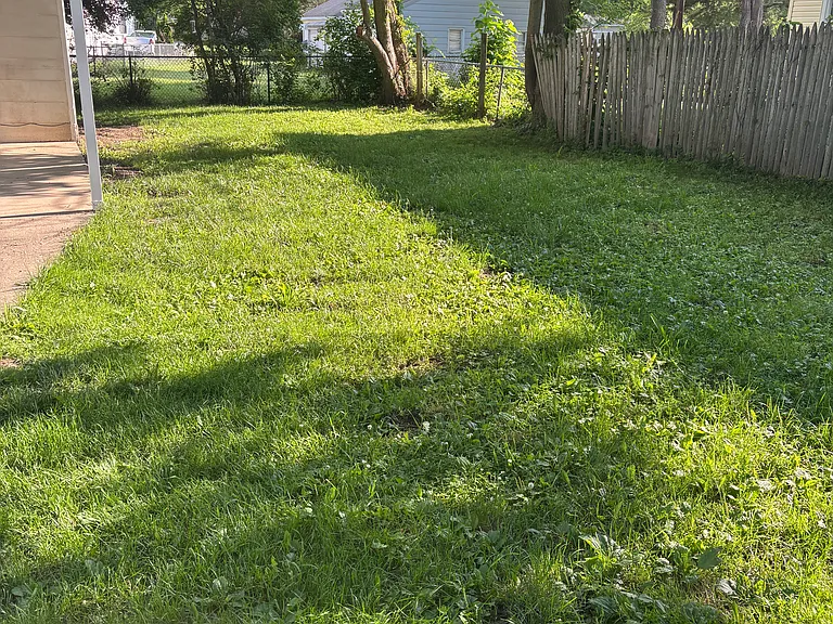 4052 Hill Ave — Photo 4