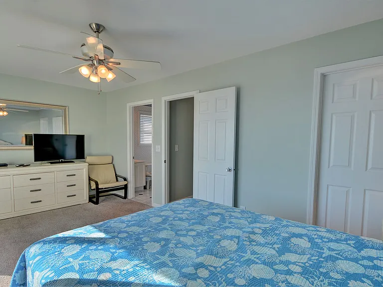 3812 Island Dr — Photo 23