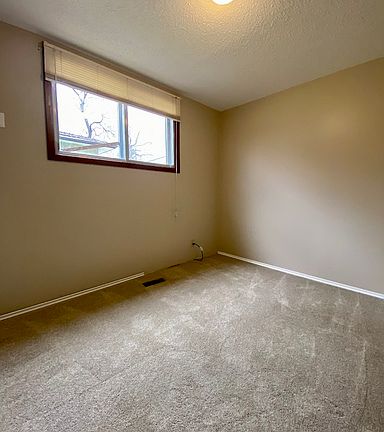 5th image of 8918 88th Ave NW