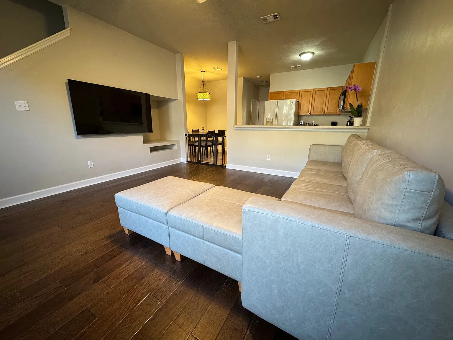 3 bed, 1368 sqft, $1,650 — Photo 3
