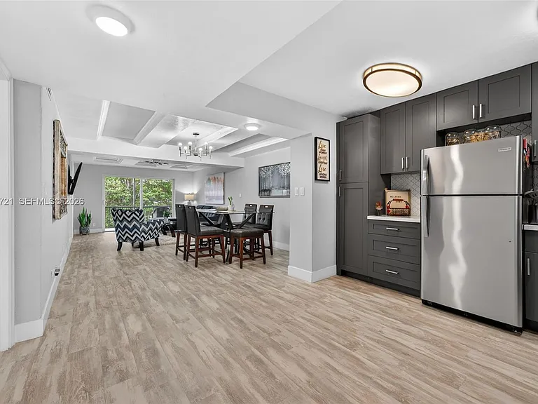 681 S Hollybrook Dr #310 — Photo 5