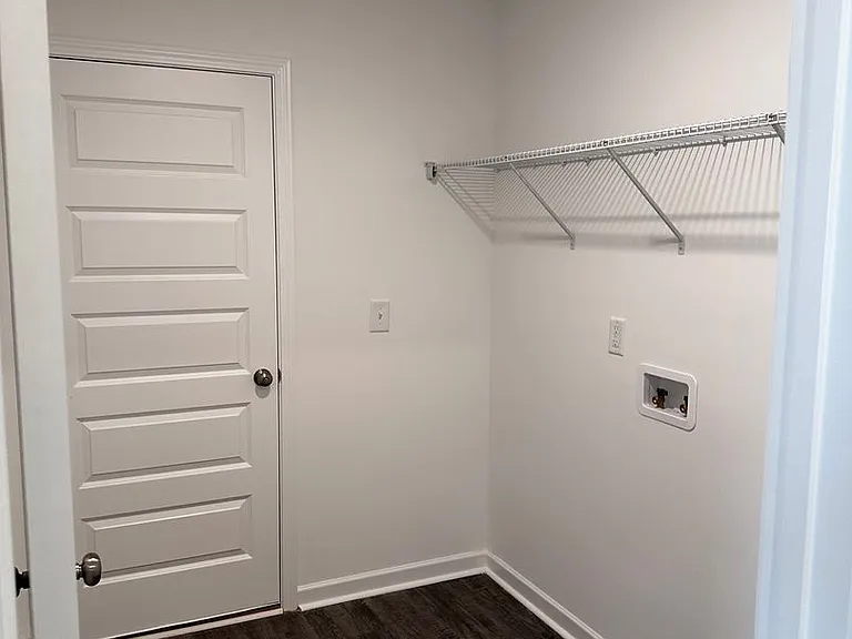 70 Cypress Ct — Photo 4