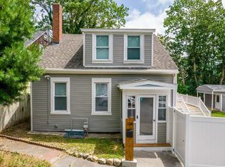 108 7th St, New Bedford, MA 02740