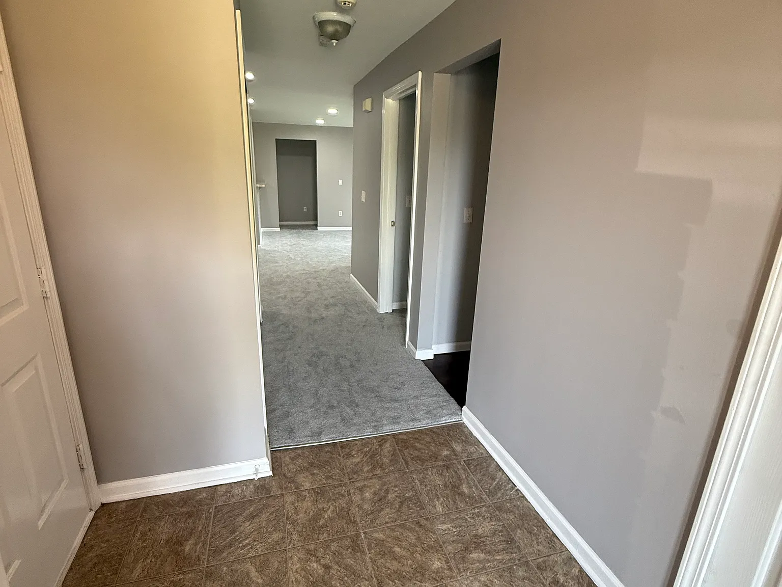 2 bed, 1298 sqft, $1,700 — Photo 4