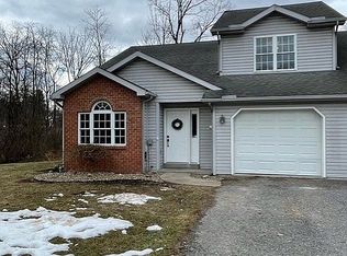 35 Parkridge Dr, Selinsgrove, PA 17870