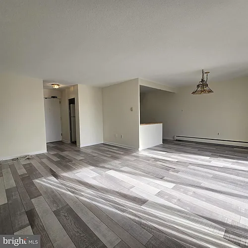 111 Chestnut St Photo 1