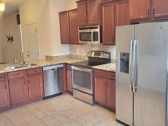 5th image of 13951 River Willow Pl