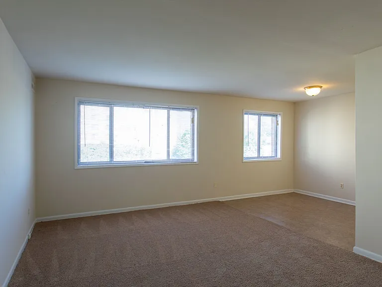 The Swift and The Current Apartments — Photo 16