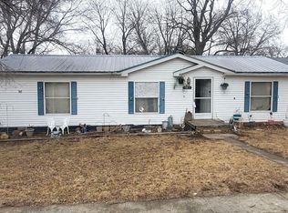 523 N Sherman St, Stuart, IA 50250