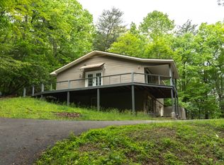 546 Trackrock Camp Rd, Blairsville, GA 30512