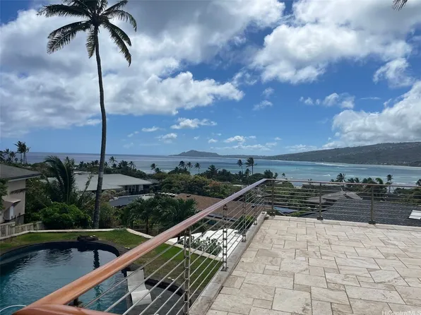 278 Makaweli Pl, Honolulu, HI 96825