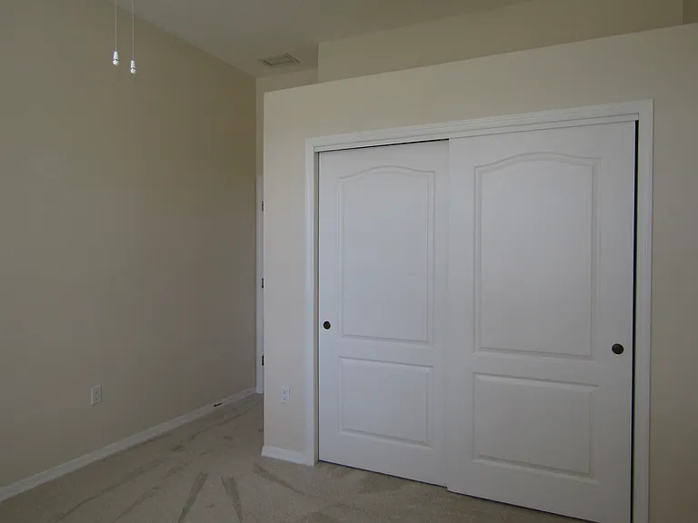 463 Bermuda Isles Cres — Photo 21