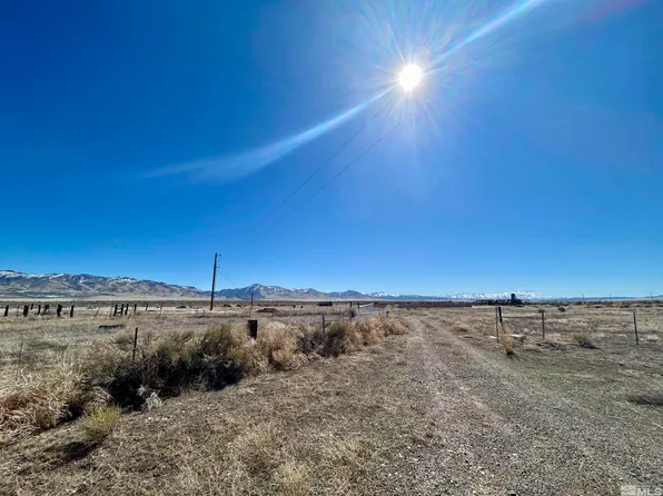 6325 Van Diest Rd, Winnemucca, NV 89445