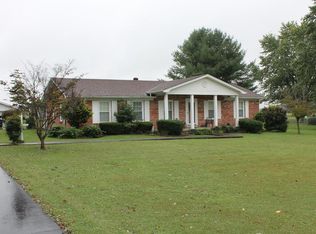 107 Country Acres Rd, Glasgow, KY 42141