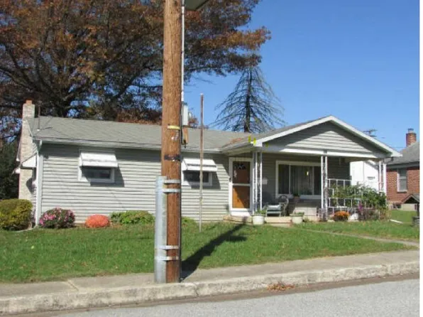 325 W Beaver St, York, PA 17406