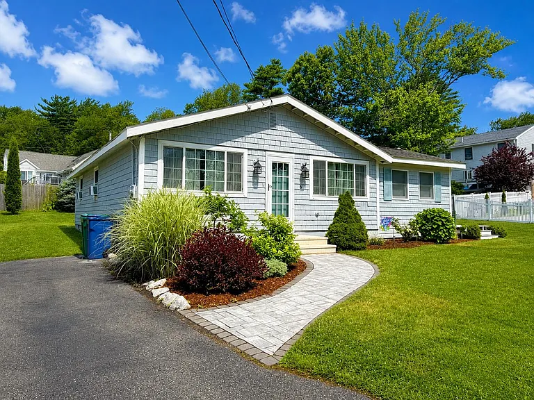 6 Willow Ln — Photo 1