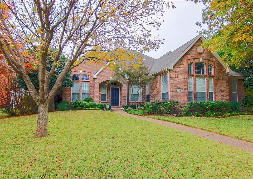 1st image of 2432 Hopkins Dr
