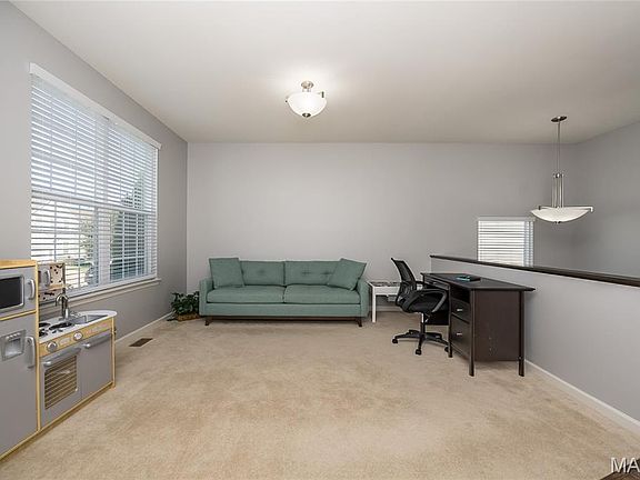 4th image of 1510 Kennabrooke Ct