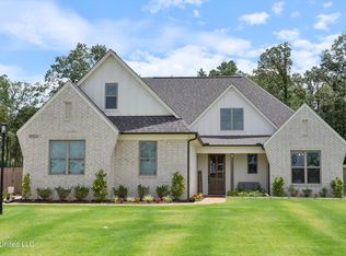 5133 Camp Xing, Hernando, MS 38632