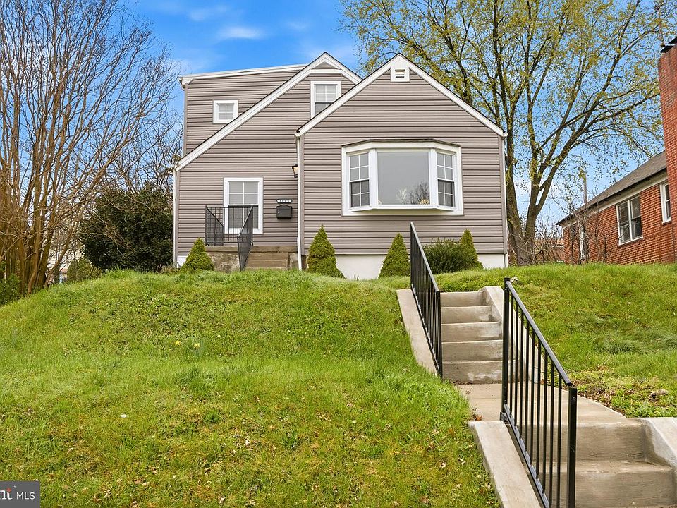 1st image of 3805 Ridgecroft Rd