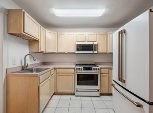 85 E Brookline St APT 1, Boston, MA 02118