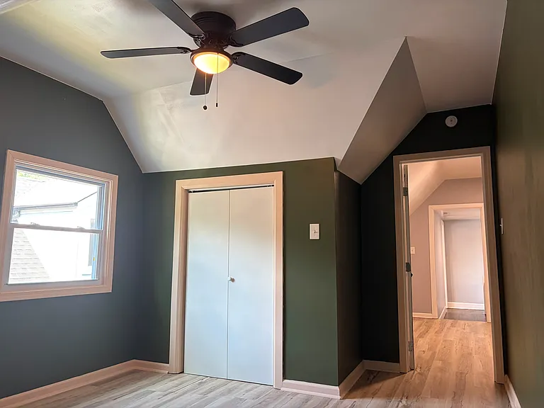 5447 Highland Ave — Photo 17