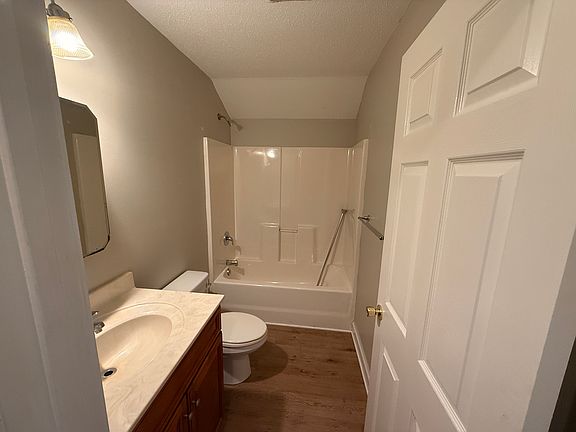 2nd image of 28 Buffalo St #B
