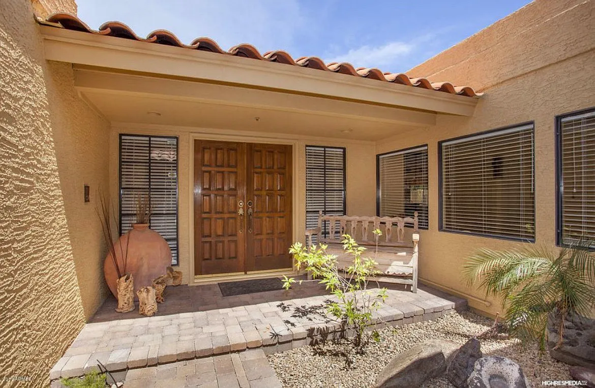 E San Salvador Dr, Scottsdale — Photo 3
