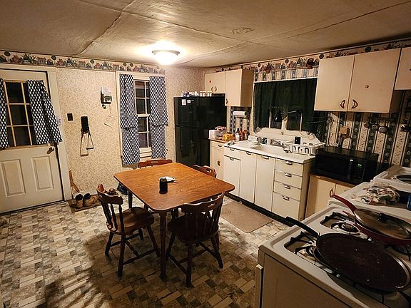 5th image of 41600 Thompson Run Rd