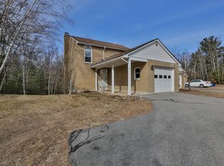 51 Bonnie Heights Dr, Hudson, NH 03051