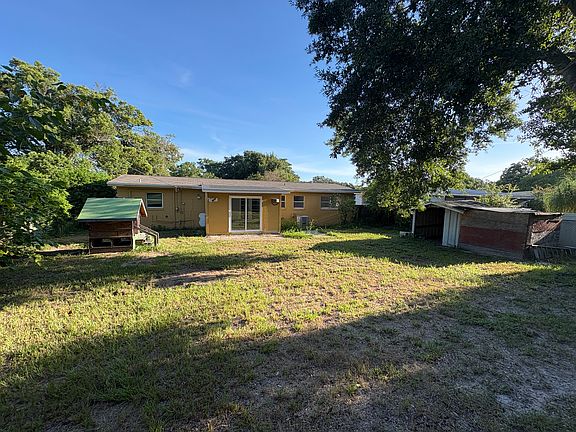 3rd image of 3514 Calloway Dr