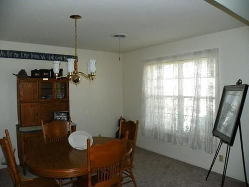 4th image of 413 Hillside Dr