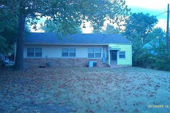 4th image of 605 W 20th Ave