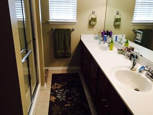 2nd image of 2220 Crooked Oak Dr