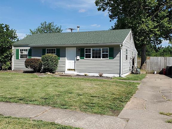 3rd image of 31 Briarcliff Dr