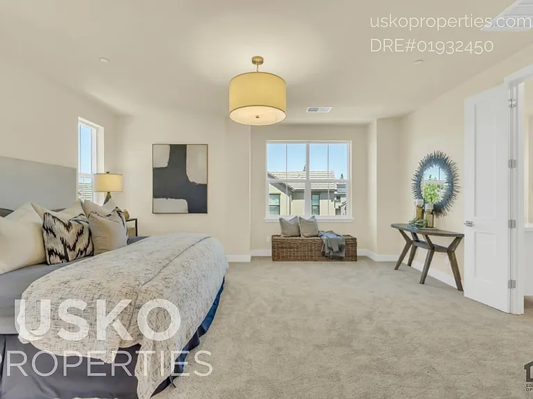 7095 Soleil Way — Photo 28