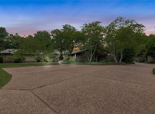 2455 E Boston Mountain Vw, Fayetteville, AR 72701