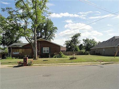 1st image of 5115 Green Acres Ln