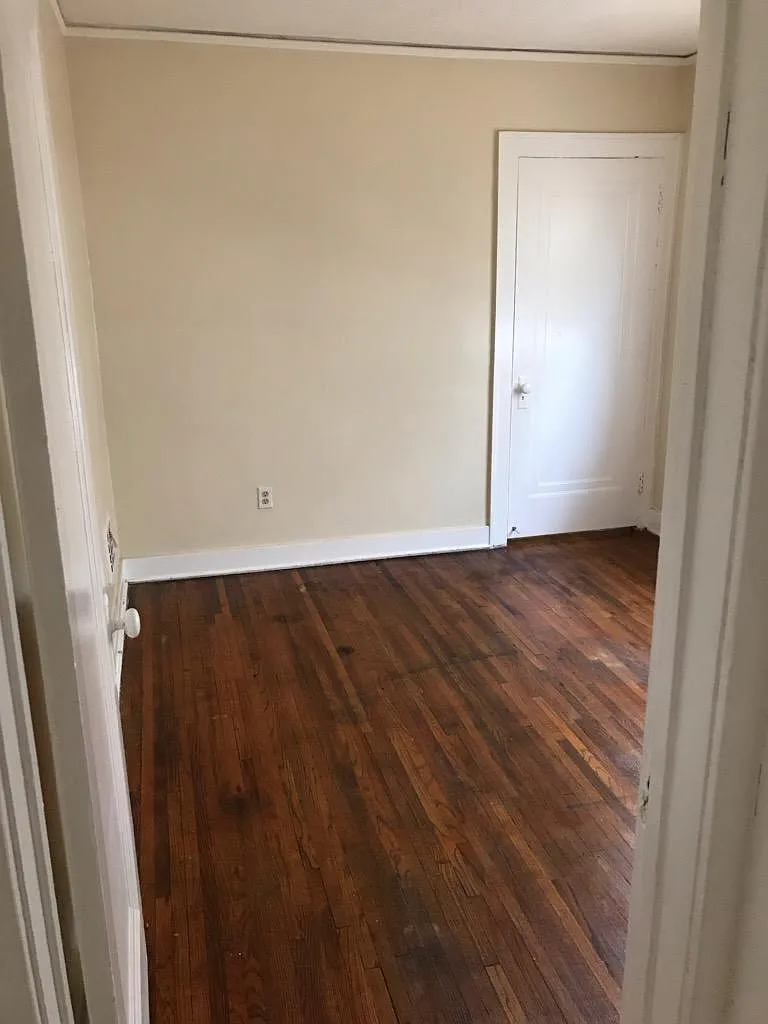 2 bed, 935 sqft, $1,300 — Photo 4